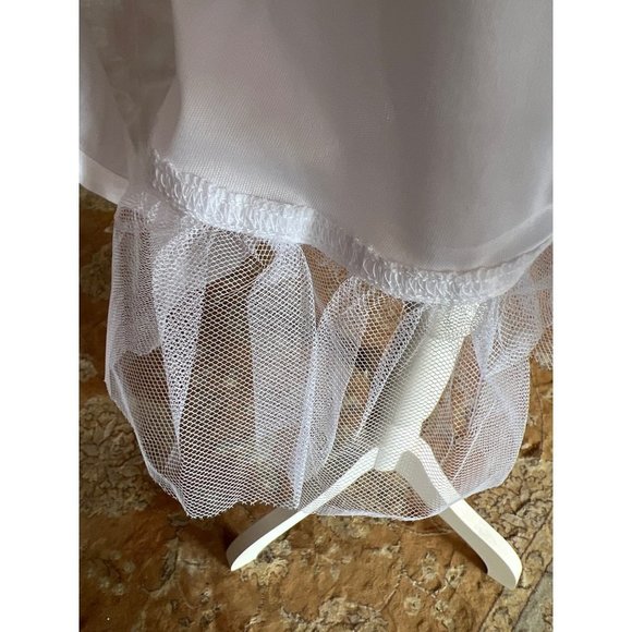 A. Byer Sweet Heart White Dress — 5 - Picture 11 of 12